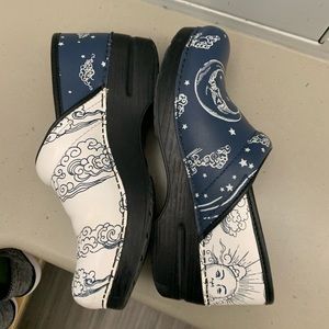 RARE sun & moon Dansko clogs